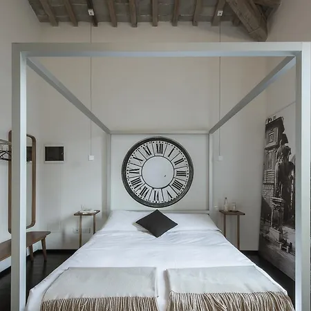 Florence-floroom Pavone * Firenze